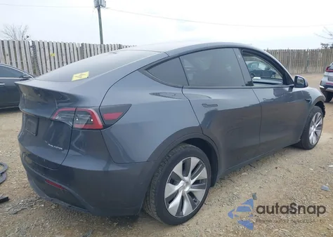 2022 Tesla Model Y Long Range Dual Motor All-Wheel Drive z USA, uszkodzony, nr VIN 7SAYGDEE2NA018857